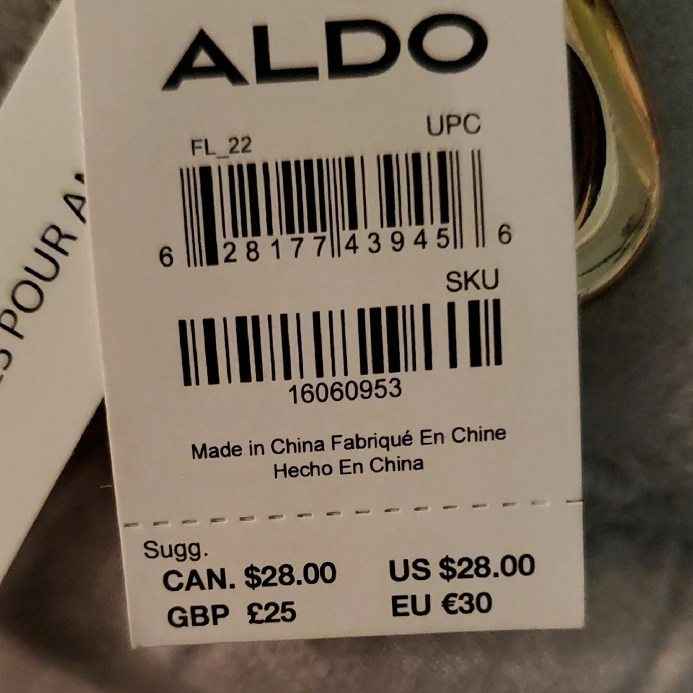 Aldo Black and Gold Dog Leash